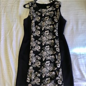 LAST CHANCE 🌹 Rose Embroidered Dress 🌹